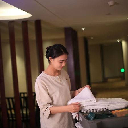 Relax Season Hotel Dongmen Шънджън Екстериор снимка